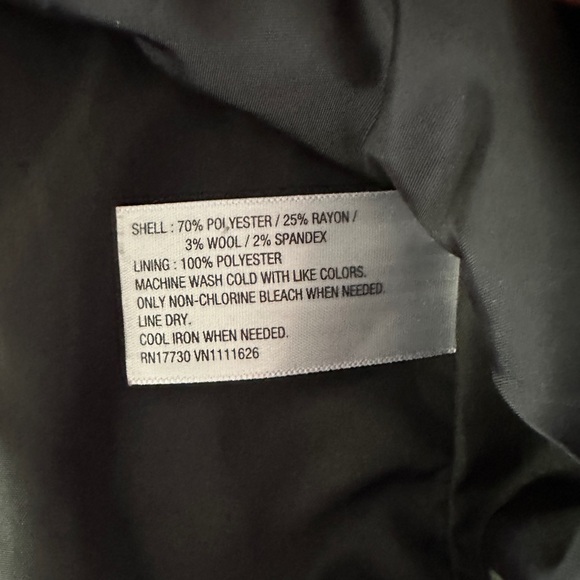 Gray Blazer with Black Trim - Picture 6 of 8